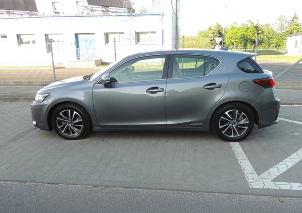 Lexus CT cena 90900 przebieg: 34874, rok produkcji 2020 z Sieradz małe 301